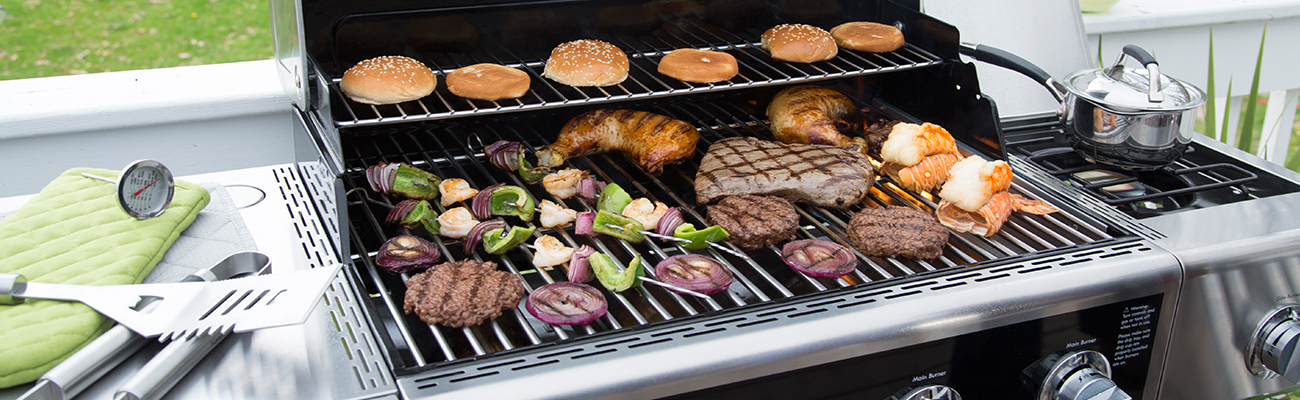 Image of a large gas barbeque grill